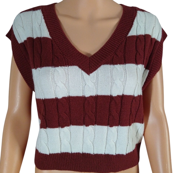 Striped V-Neck Cable Knit Sweater - Wine and White - Large Jrs SO - Picture 1 of 9